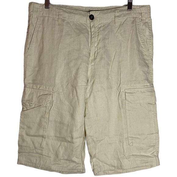 Le Chateau Beige Walking Shorts Classic Rise Straight Leg Cargo Pockets 31 - Picture 1 of 16